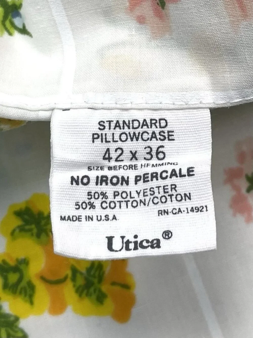 VTG UTICA Set 2 STANDARD No-Iron Percale Floral Bouquet PILLOWCASES EUC
